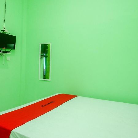 Hotel Reddoorz Syariah Near Monumen Jogja Kembali Kejayan Exterior foto